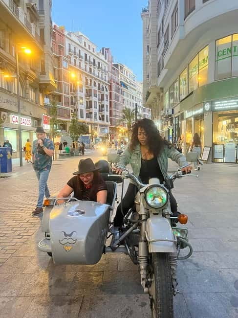 Valencia: The Highlights Tour in Vintage Sidecar - Key points about the vintage sidecar ride