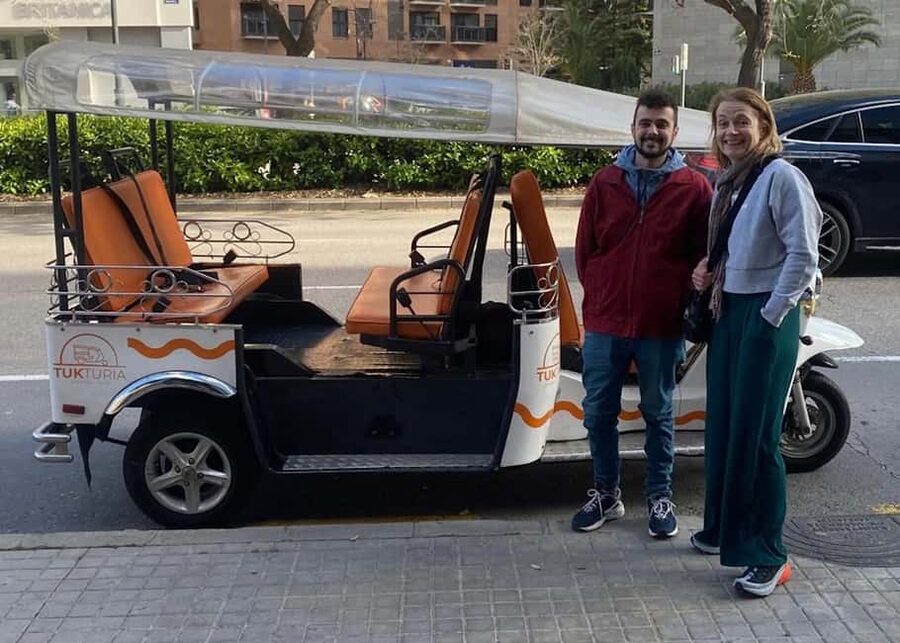 Valencia: Tuk Tuk City Tour - The historic center and Valencia’s local character