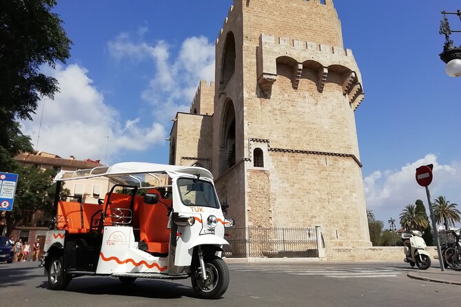 Valencia: Tuk Tuk Historical Tour - A quick way to understand Valencia’s center
