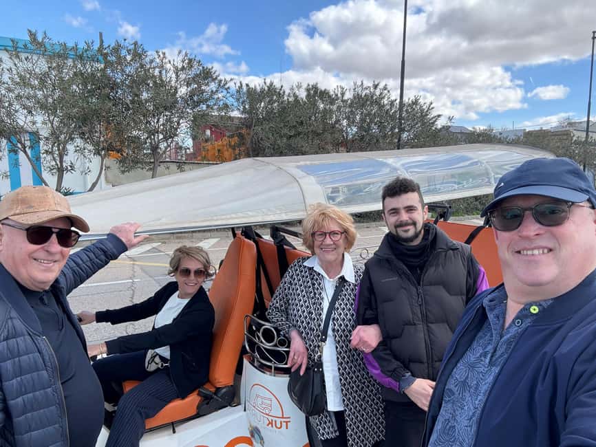Valencia: Tuk Tuk Modern Tour - La Marina and the port in five minutes