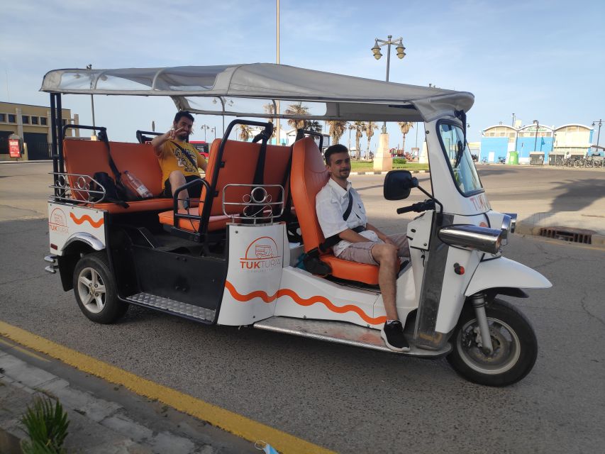 Valencia: Tuk Tuk Modern Tour - Royal Marina and the route toward the sea