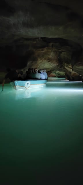 Valencia: Visit by boat to the Caves of Sant Josep - The 800-meter boat ride underground