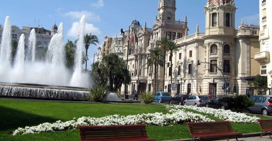Valencia: Walking Tour of the Medieval City Center - Key points at a glance