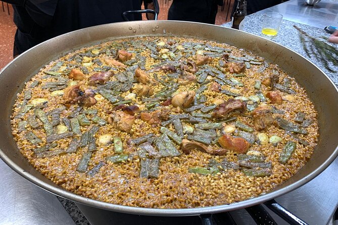 Valencian Paella Cooking Class, Tapas & Sangria - Evening - Why this class gets Valencian paella right
