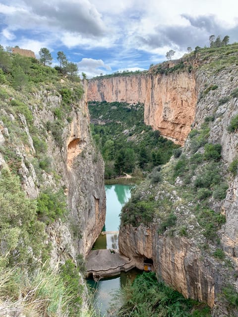 Visit the most beautiful village in Valencia: Chulilla - Why Chulilla makes such a good half-day escape