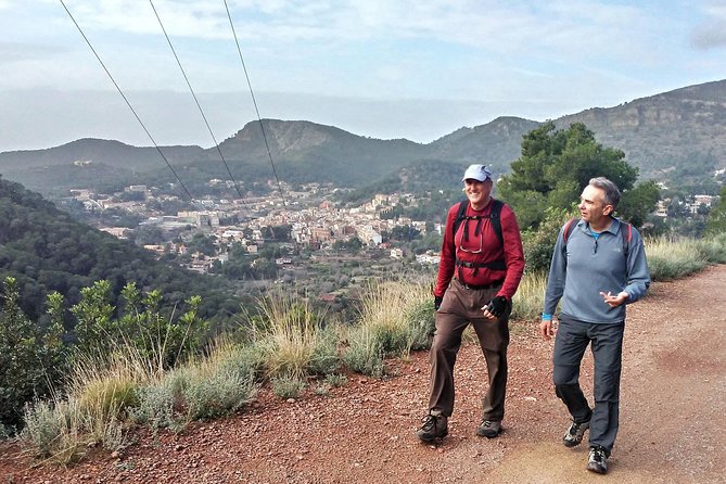 Watch the Sunset from the castle of Serra - Should you book the Serra sunset hike?